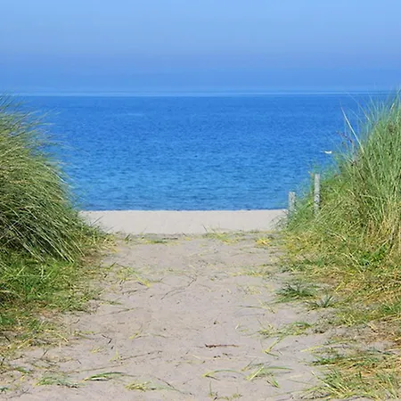 Ruegentraum Sauna - Kamin - Wlan - Lage - Bis 6 Personen *