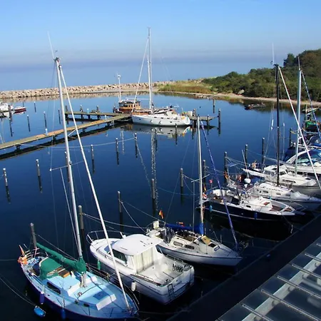 Ruegentraum Sauna - Kamin - Wlan - Lage - Bis 6 Personen Casa de Férias Glowe